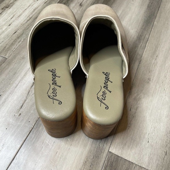 NEW Free People Calabasas Clog Heels Studded Women's Washed Taupe Size 41 11 - Picture 3 of 8